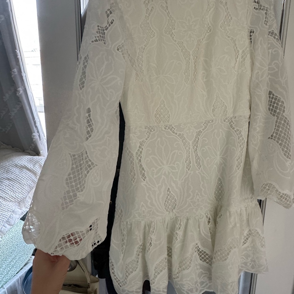 Elegant White Lace Dress